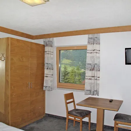 Alpenherz - Ptz430 By Interhome Fendels